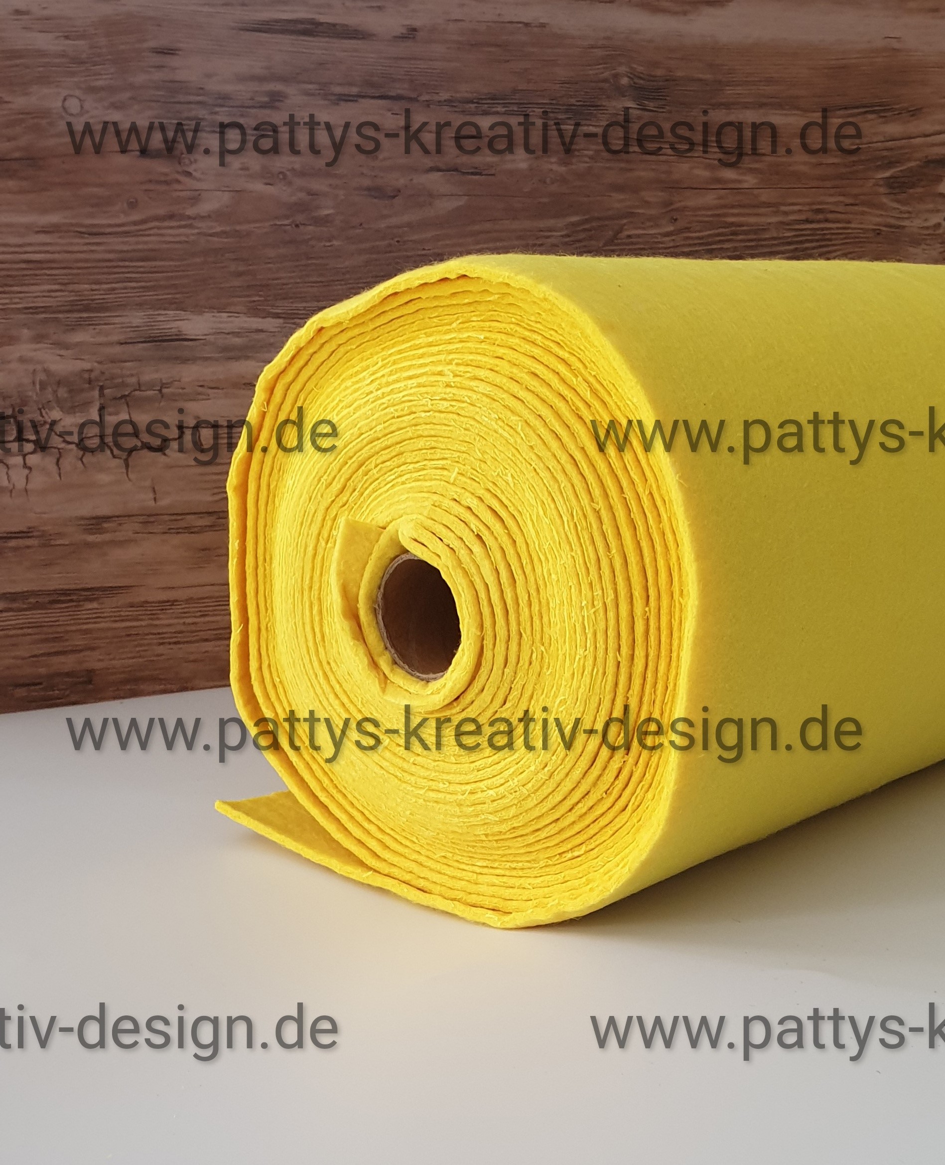 Waschbarer Filz - 3mm stark - gelb - basteln - DIY - nähen - quillten Waschbarer Filz - 3mm stark - gelb - basteln - DIY - nähen - quillten