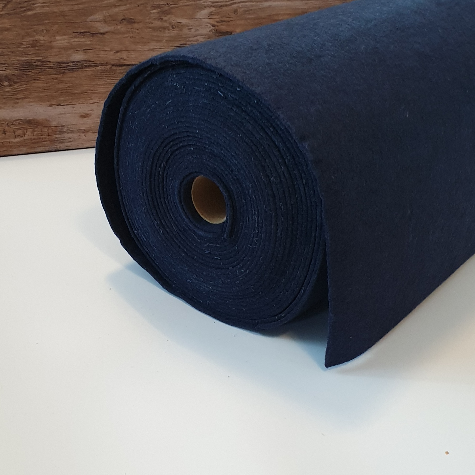 Waschbarer Filz - 3mm stark - Marineblau - basteln - DIY - nähen - quillten Waschbarer Filz - 3mm stark - Marineblau - basteln - DIY - nähen - quillten